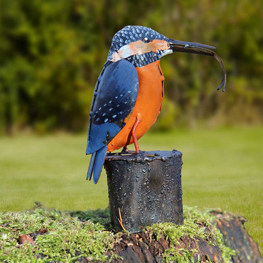 Produktabbildung 2 Gartenskulptur „Eisvogel mit Fisch“