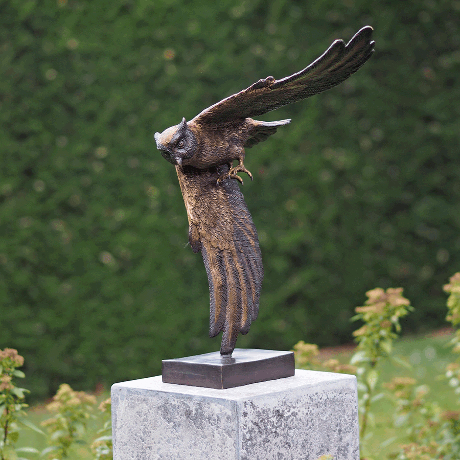 Produktabbildung 2 Skulptur „Fliegende Eule“