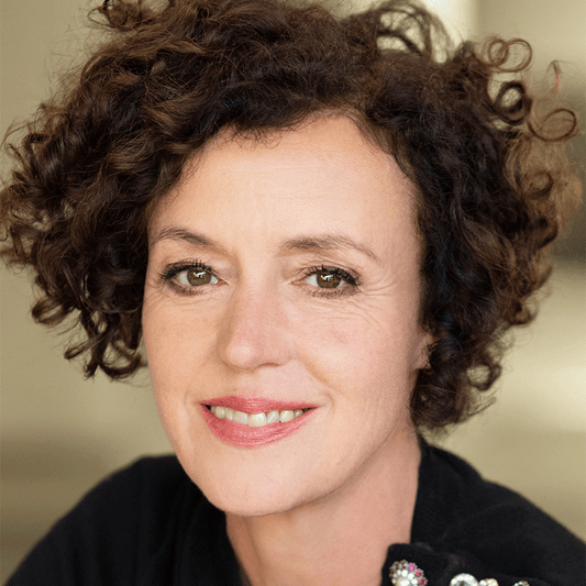 Bild zur Veranstaltung: MEISTERWERKE im Berliner Dom: „Etta Scollo Trio &amp; Maria Schrader“ – exklusive Tickets 29.04.2027