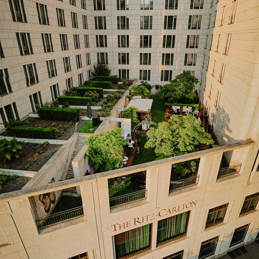 Exklusives Genuss-Set „Sparkling Summer Affair“ im The Ritz-Carlton, Berlin