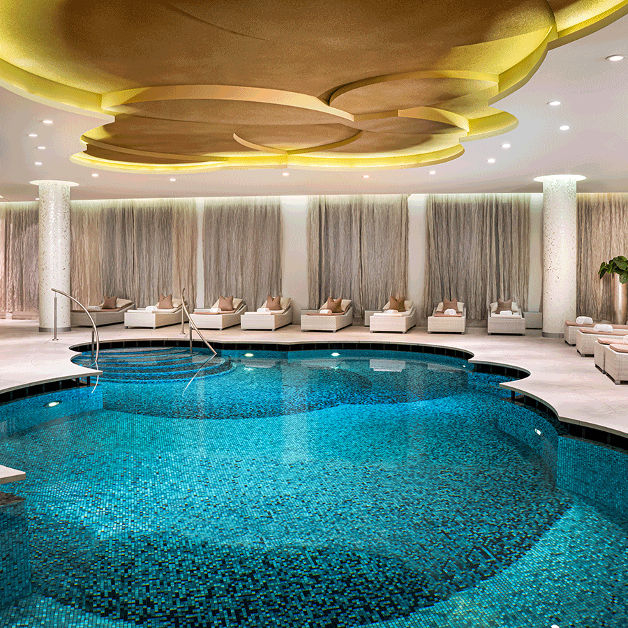 Pool Waldorf Astoria