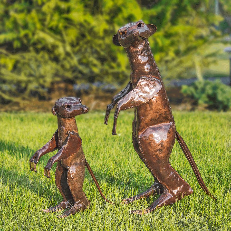 Zwei Gartenfiguren - Luwagala: „Großes und kleines Erdmännchen“ im Set